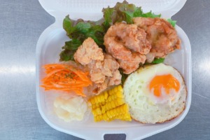 にんにく風味の塩から揚げ弁当