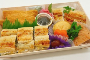 【夏限定】鰻押し寿司と鰻白焼きたたき弁当